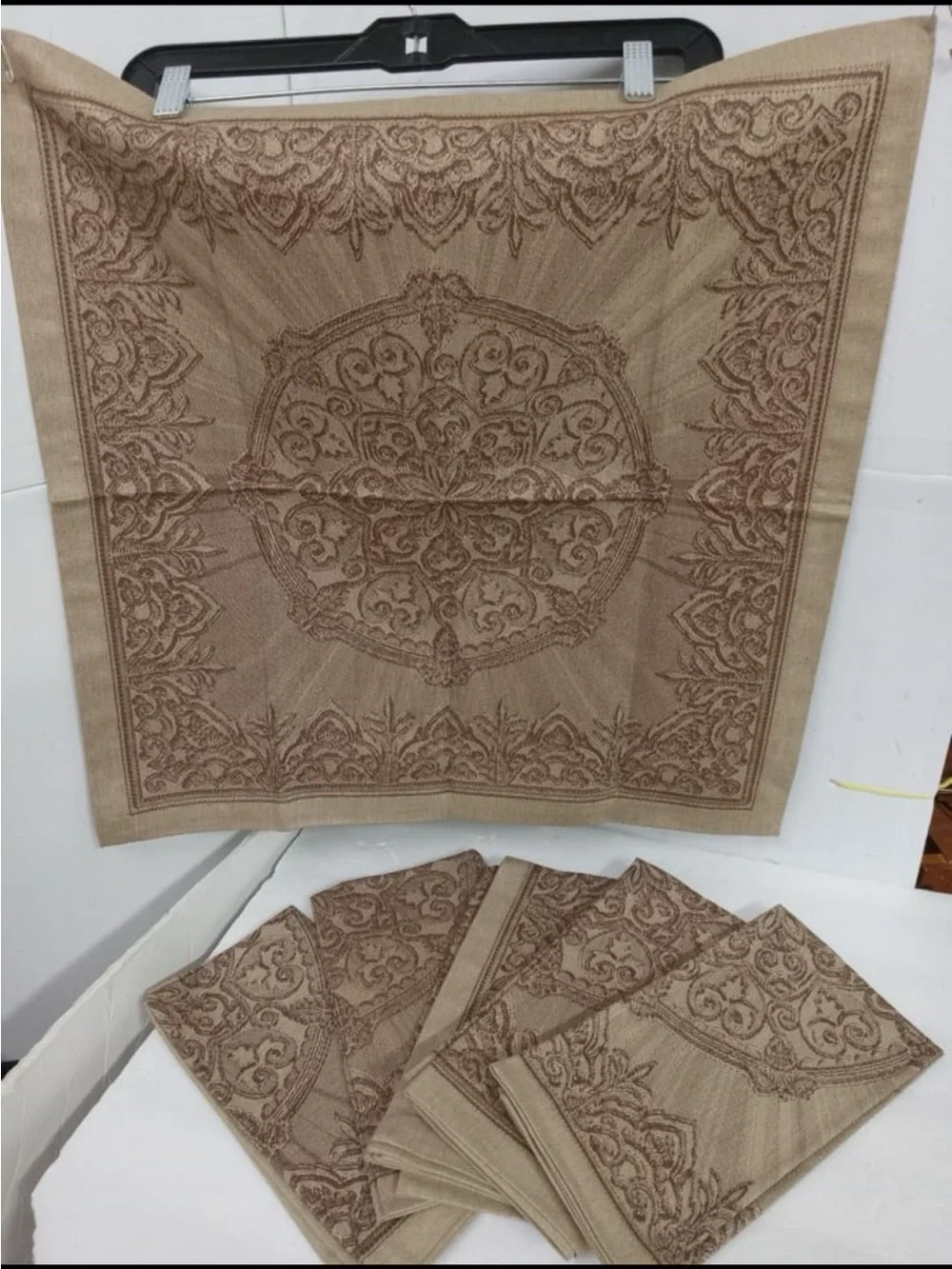 Zina Vasi Russian Jaguar 💯% Cotton TABLECLOTH, PLACEMATS, & NAPKINS  NWOT READ